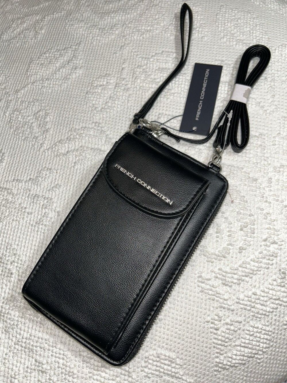 French Connection Smooth Athena Phone Crossbody Wristlet Wallet Black NWT Preppy